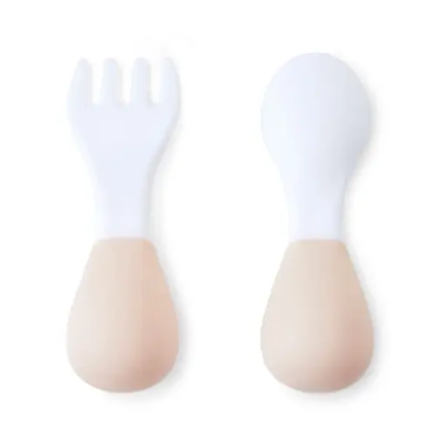 Набор HAPPY BABY (ложка и вилка) (с 6 мес. ) (арт. 15060) белый и бежевый фото в интернет-аптеке "Фармсервис"