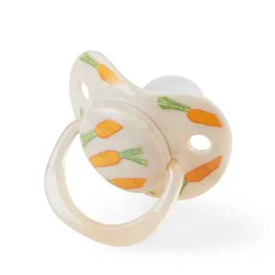 Соска-пустышка HAPPY BABY силиконовая симметричной формы Морковь (с 12-24мес.) (арт. 13008/1) молочный фото в интернет-аптеке "Фармсервис"
