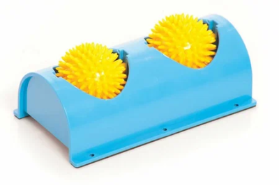 Мяч М-404 игольчатый на подставке для ног