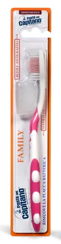Зубная щетка Pasta Del Capitano FAMILY жесткая фото в интернет-аптеке "Фармсервис"