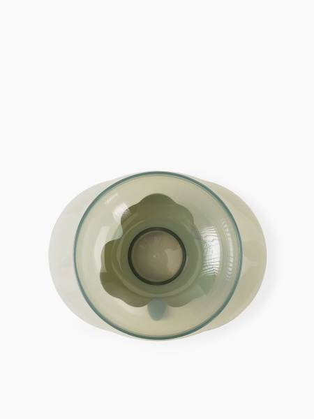 Тарелка HAPPY BABY детская на присоске с крышечкой (арт. 15002) зеленая фото в интернет-аптеке "Фармсервис"